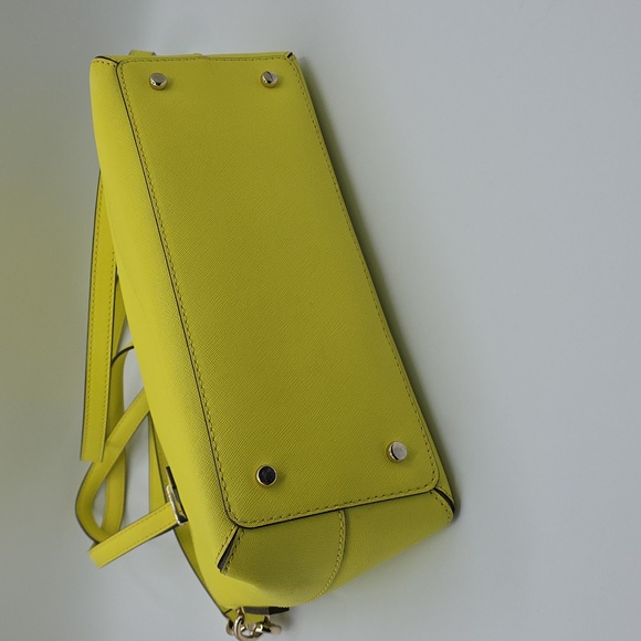Kate Spade Neon Yellow Leather Cedar Street Maise Satchel w/Crossbody Strap - Picture 4 of 12